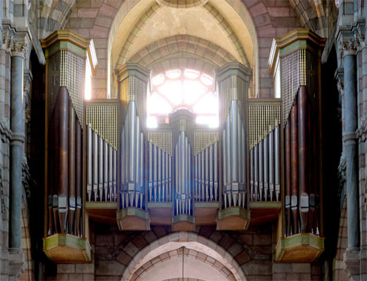 Grand orgue Jean Dunand de la cathédrale de Gap (Hautes-Alpes)
